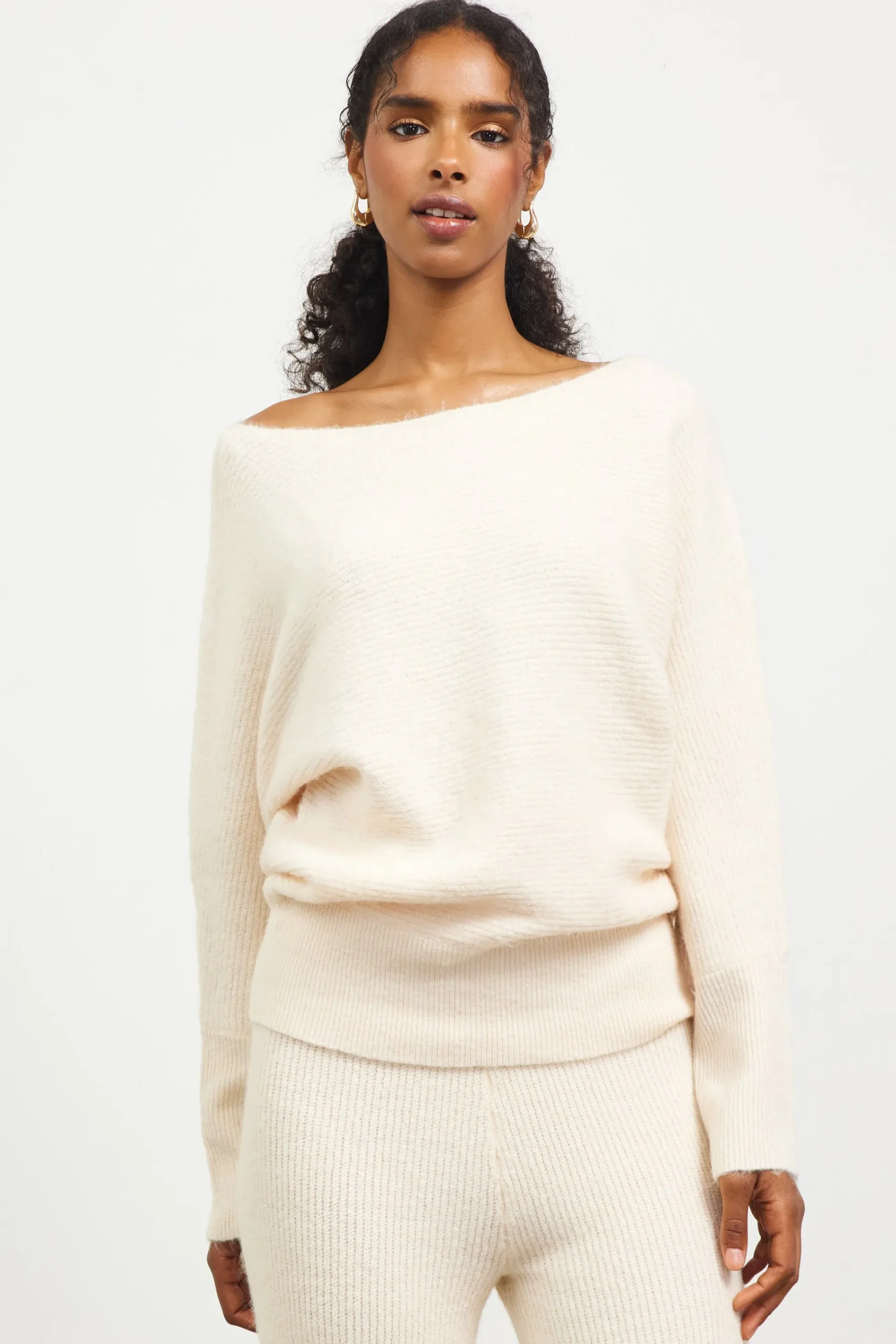 SKIES ARE BLUE Boatneck Ribbed Knit Sweater* Sweaters