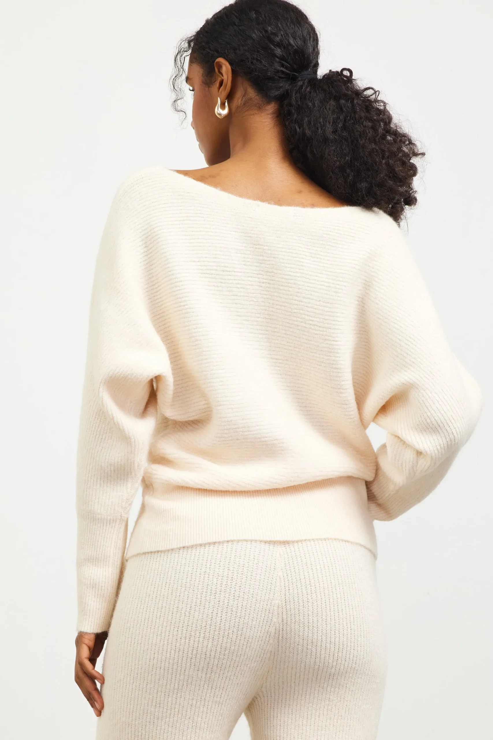 SKIES ARE BLUE Boatneck Ribbed Knit Sweater* Sweaters