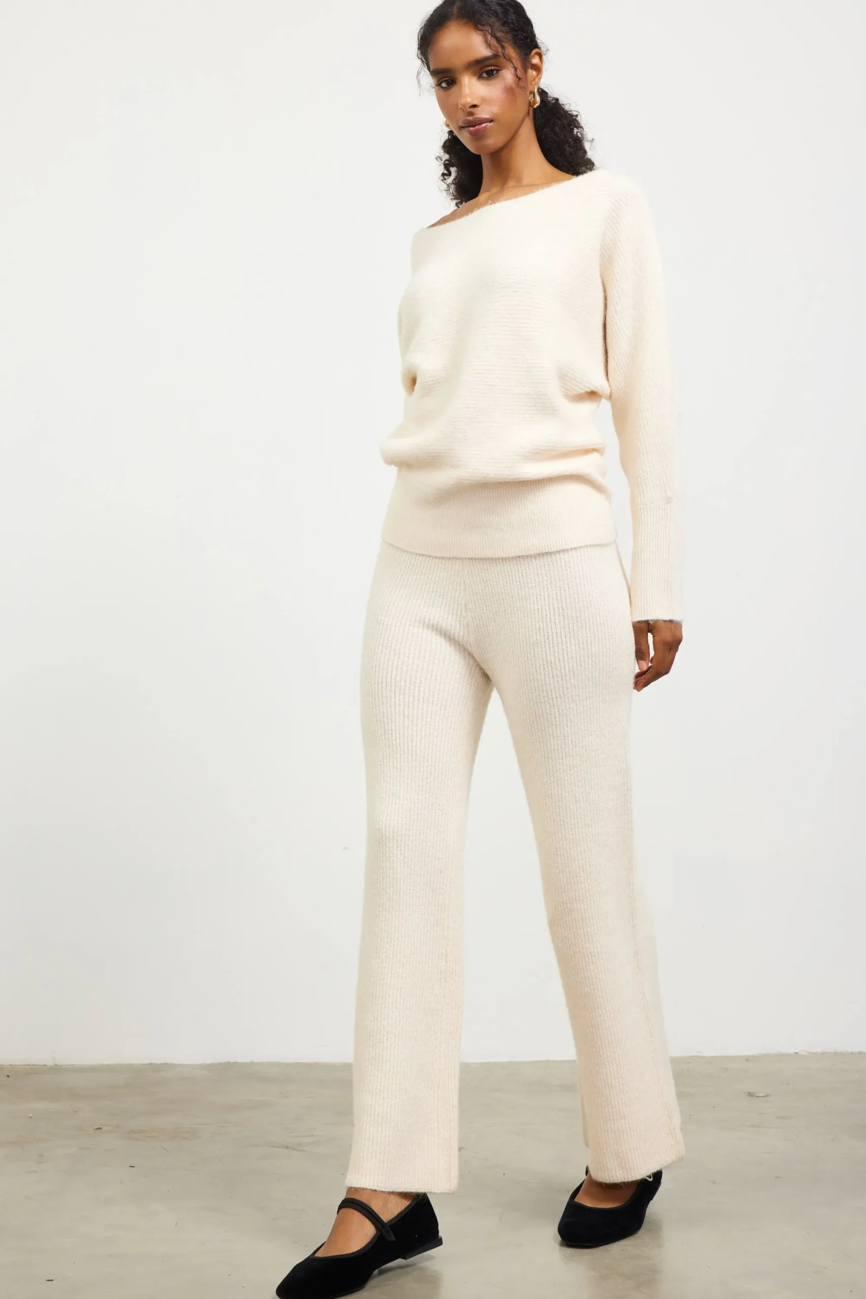 SKIES ARE BLUE Boatneck Ribbed Knit Sweater* Sweaters