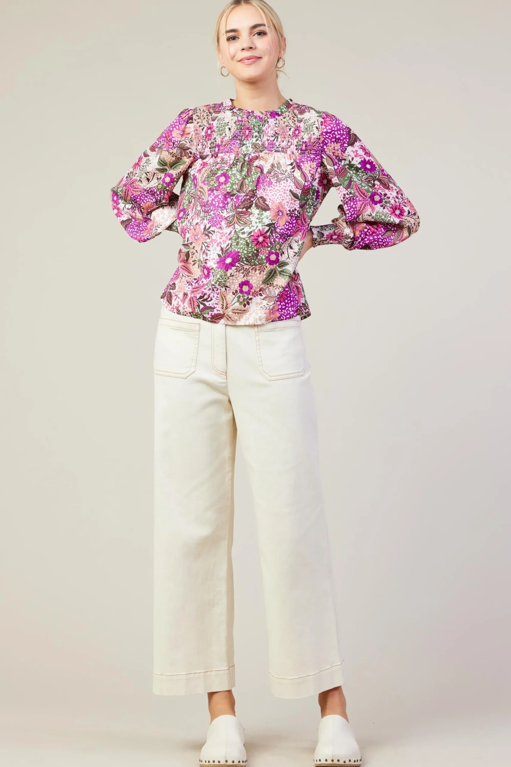 SKIES ARE BLUE Floral Print Smocked Neckline Blouse* Blouses|Long Sleeve Tops