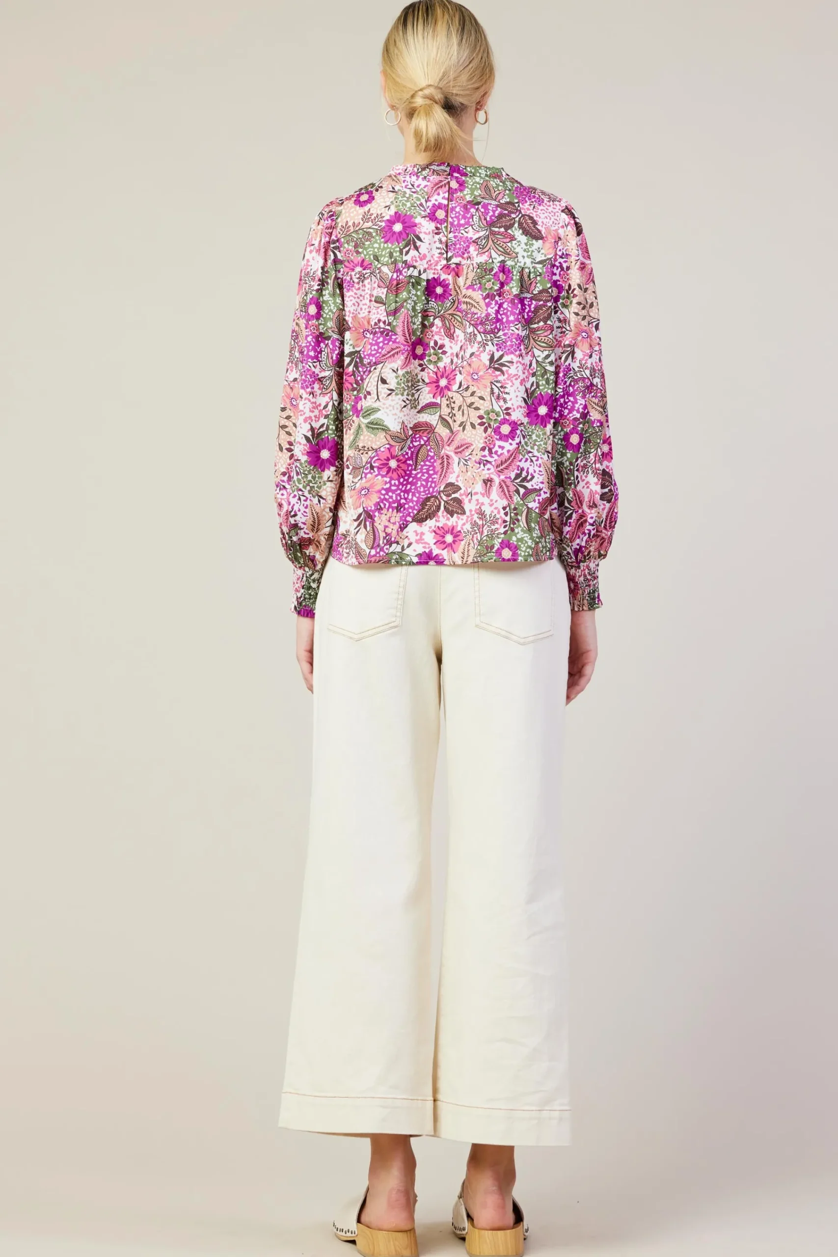SKIES ARE BLUE Floral Print Smocked Neckline Blouse* Blouses|Long Sleeve Tops