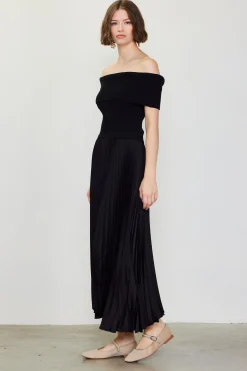 SKIES ARE BLUE Off Shoulder Mixed Media Pleated Dress* Midi Dresses