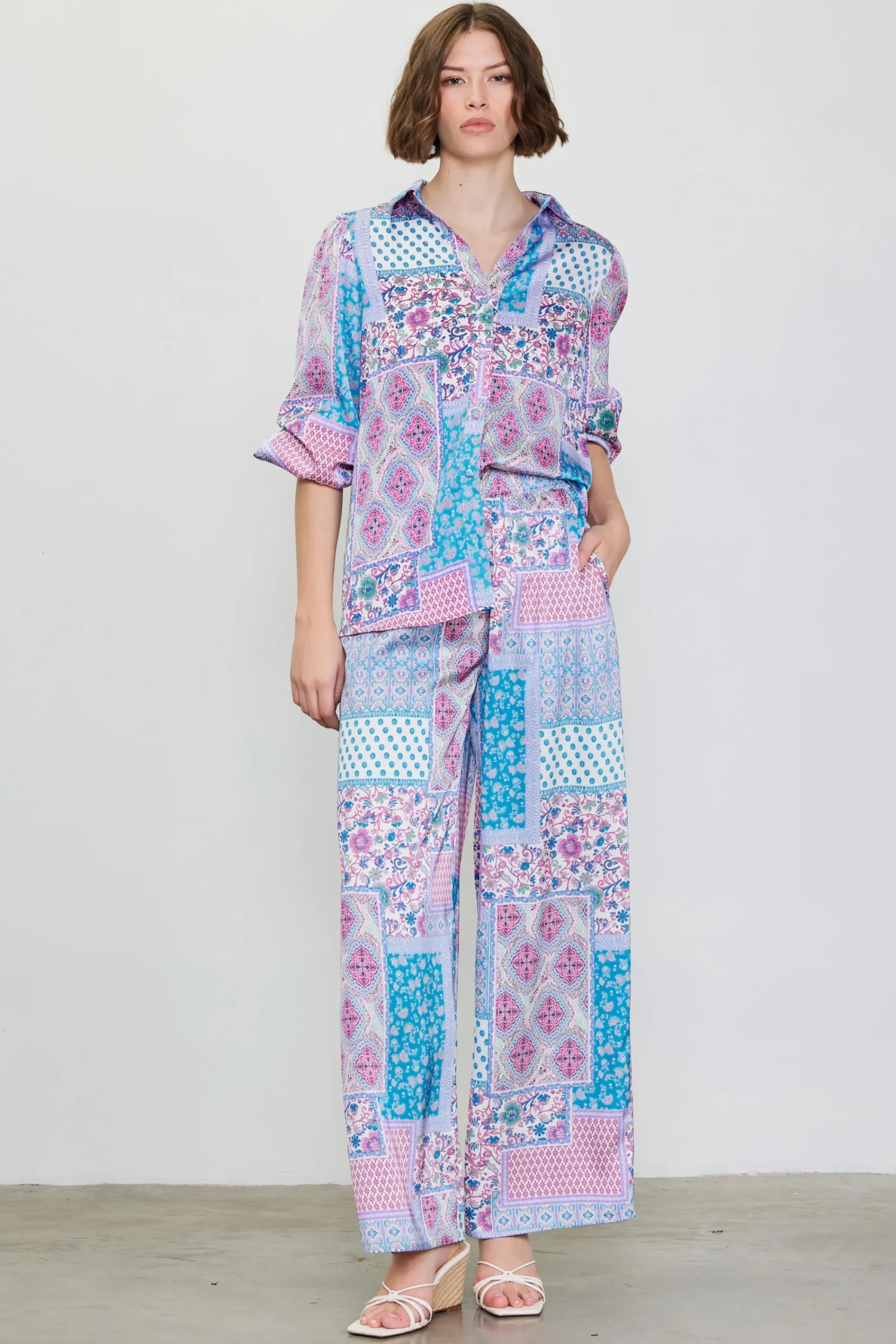 SKIES ARE BLUE Patch Print Button Down Blouse* Blouses|Long Sleeve Tops