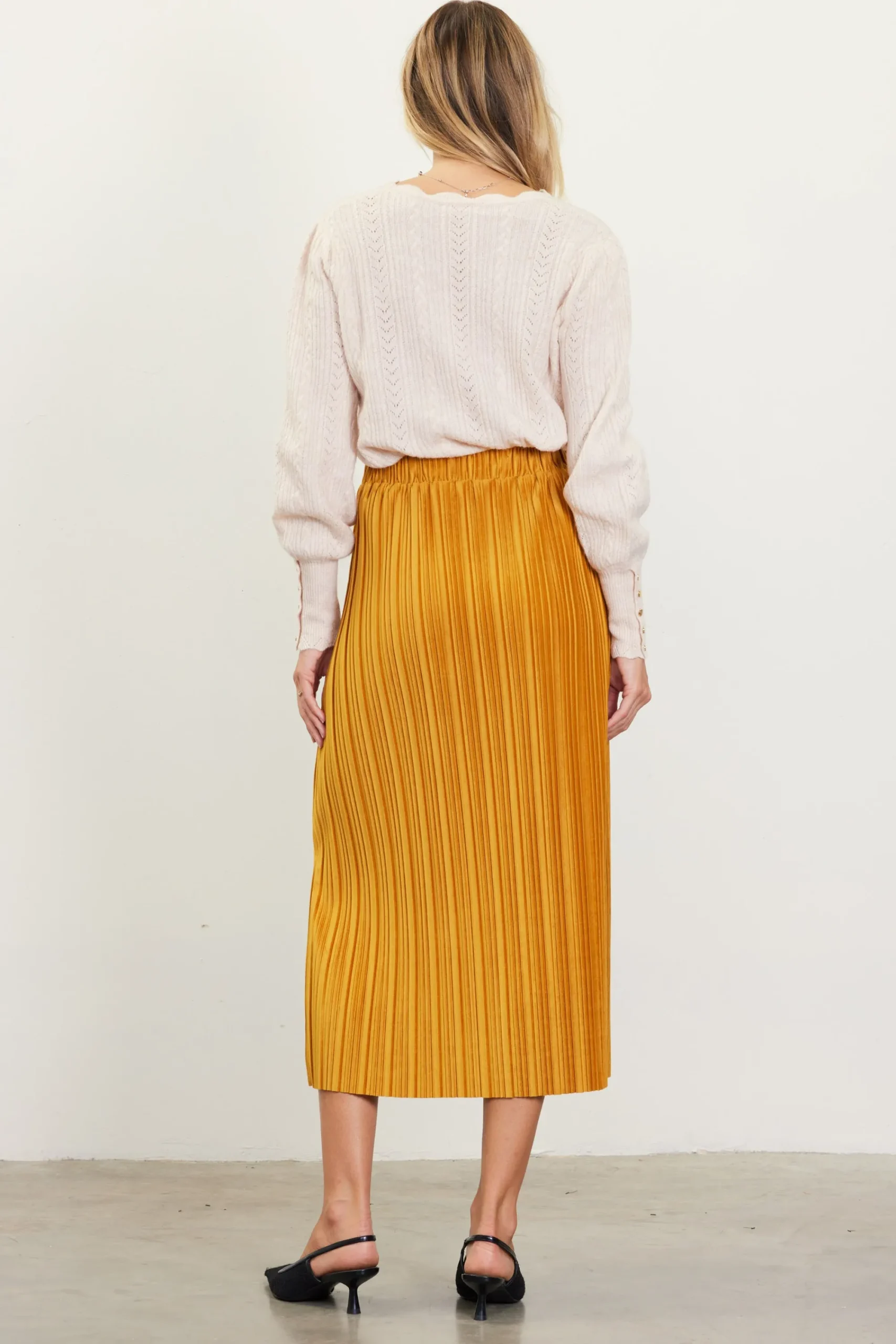 SKIES ARE BLUE Pleated Velvet Midi Skirt* Skirts