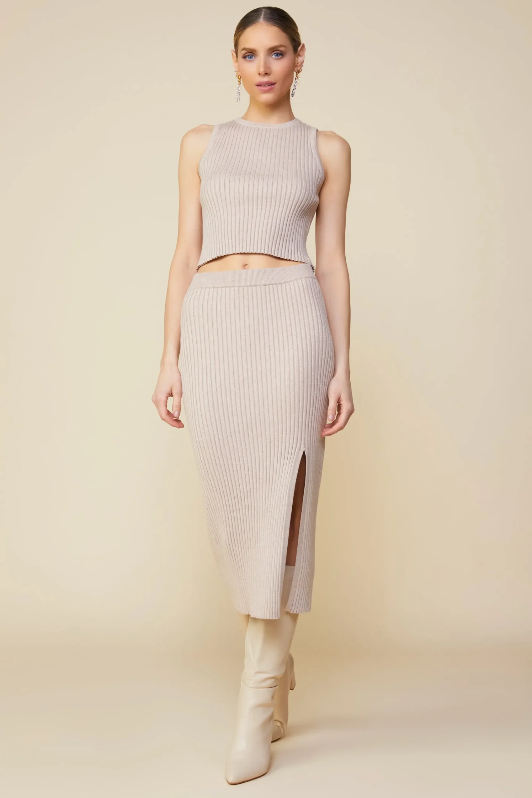 SKIES ARE BLUE Ribbed Knit Sleeveless Top* Sleeveless Tops