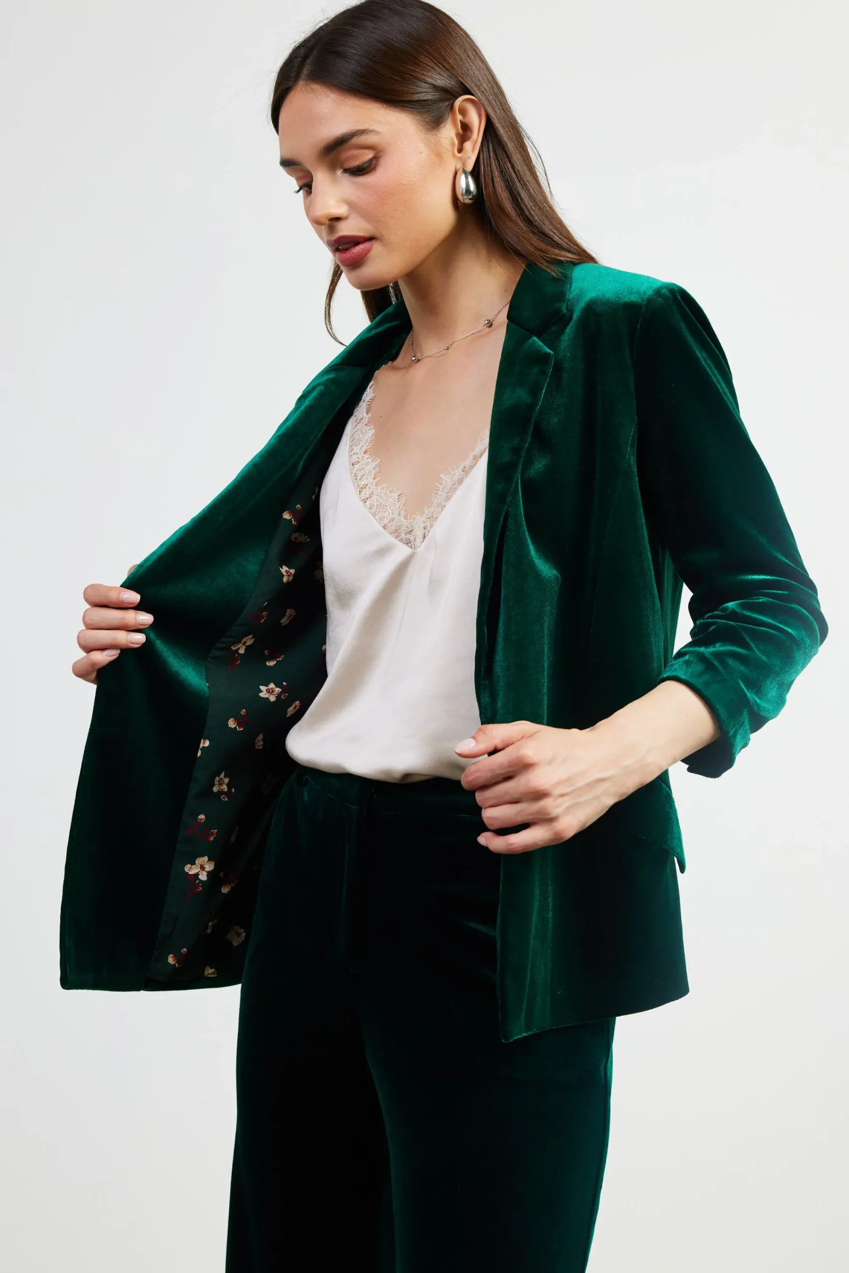 SKIES ARE BLUE Ruched Velvet Blazer* Blazers