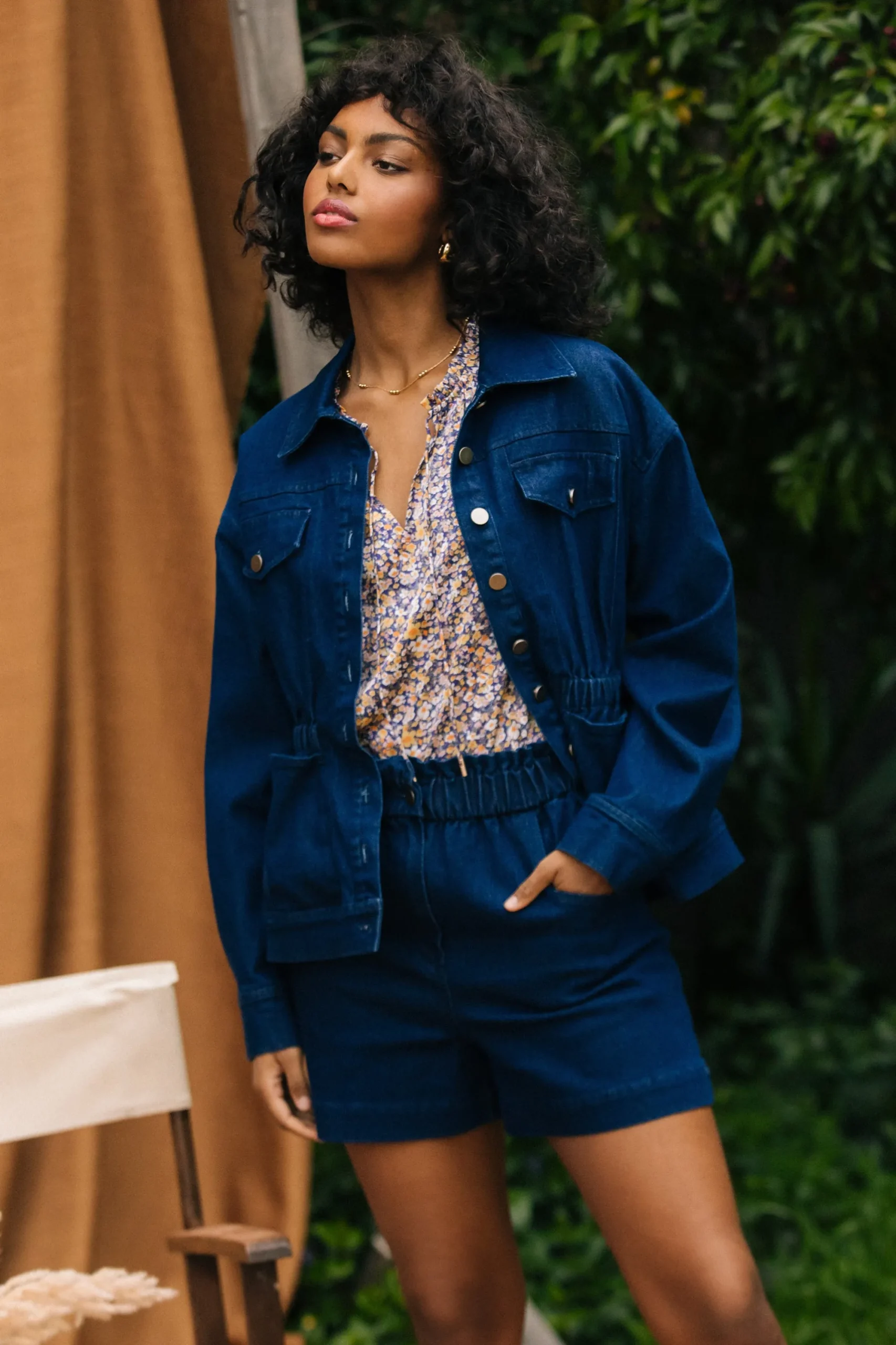 SKIES ARE BLUE Stretch Denim Trucker Jacket* Outerwear