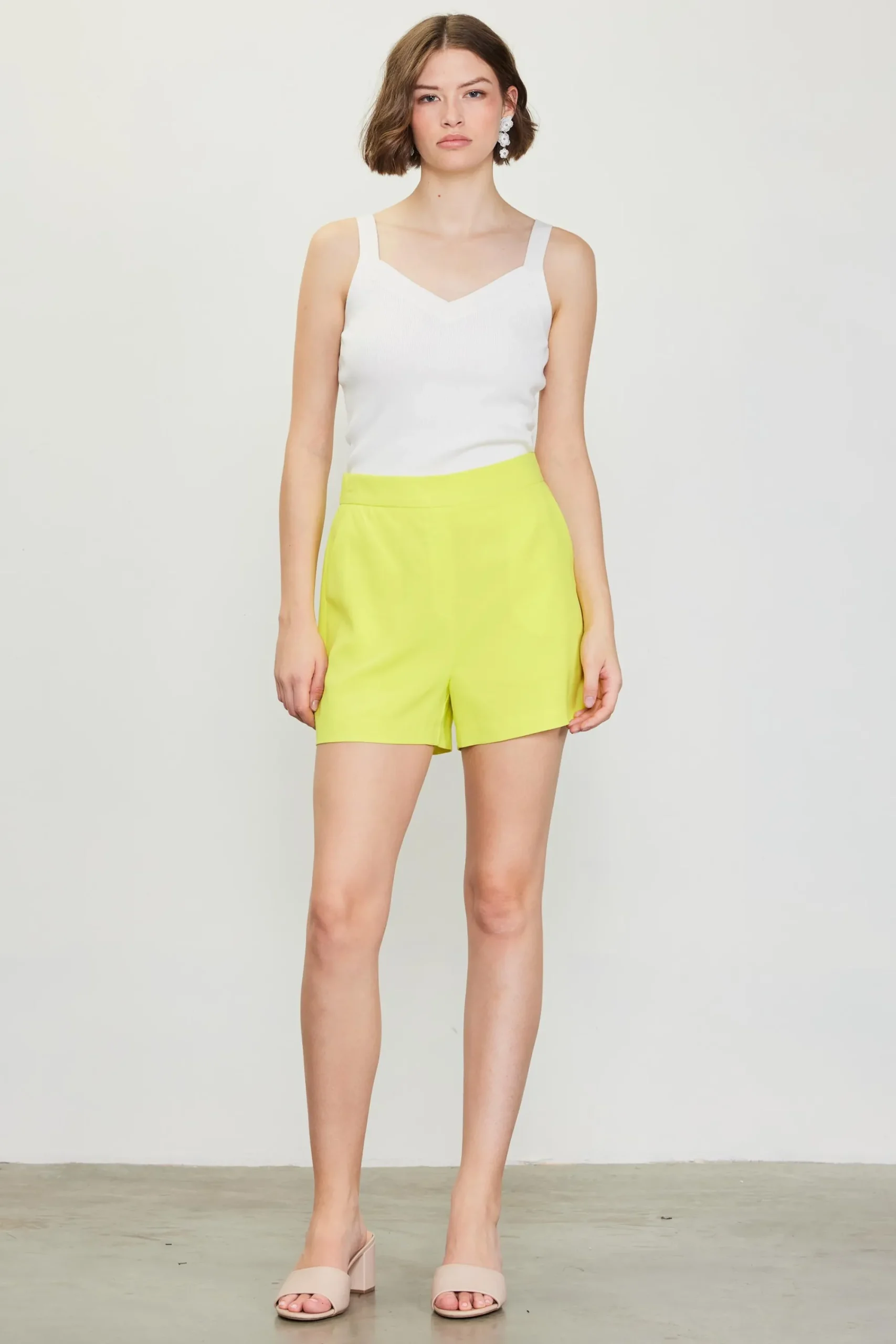 SKIES ARE BLUE Structured Shorts* Shorts