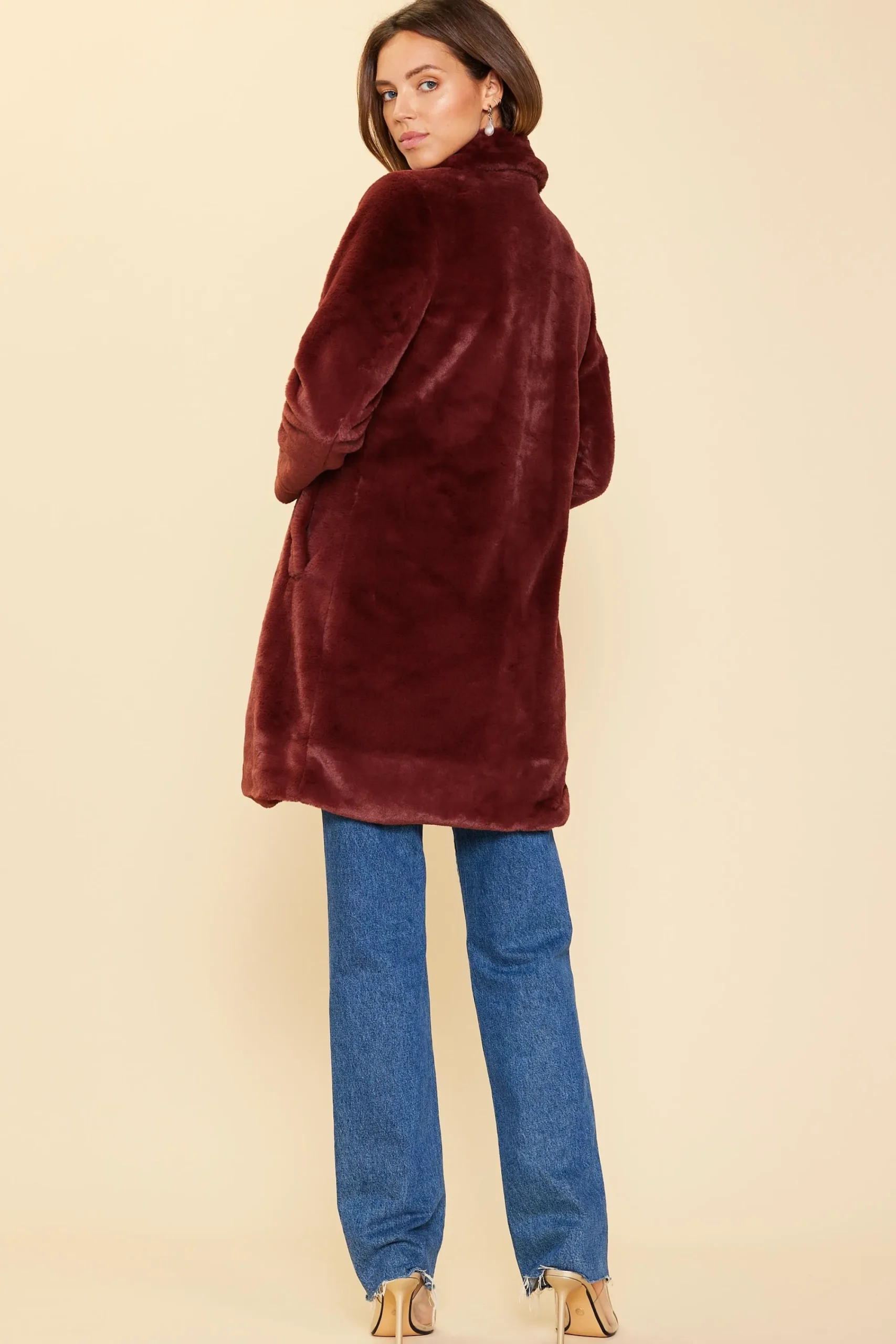 SKIES ARE BLUE Teddy Faux Fur Coat* Outerwear